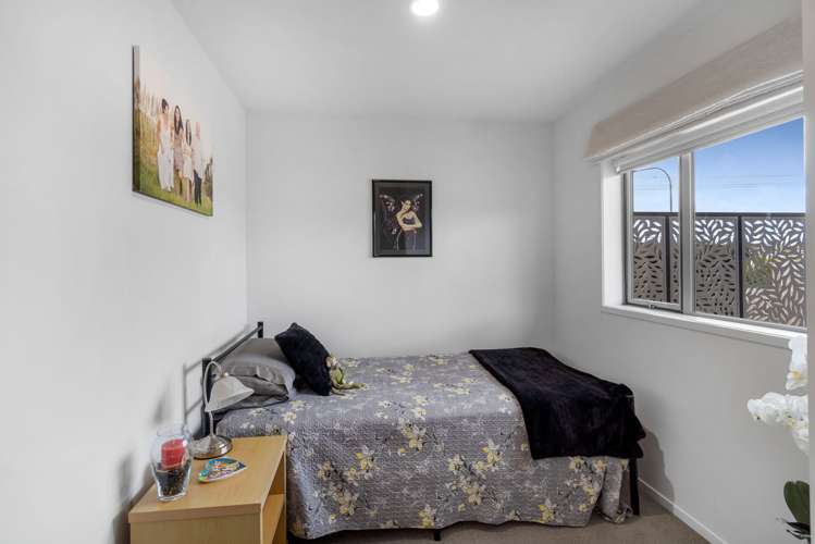 8 Bayview Park Lane Orewa_24