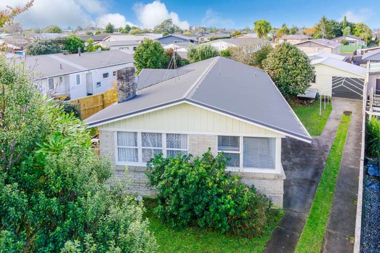 6 Deanwell Avenue Deanwell_19