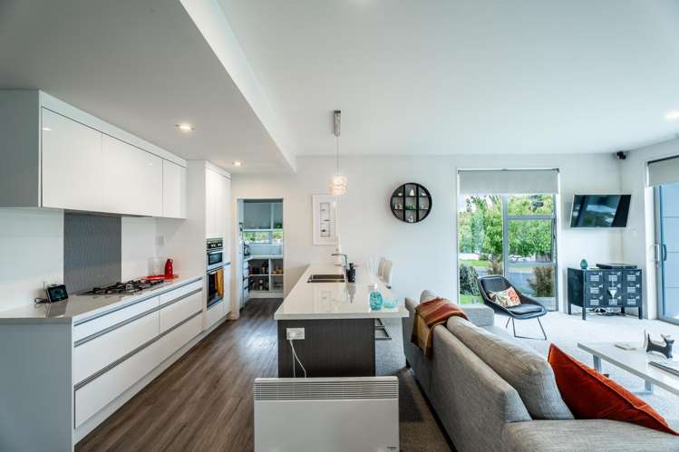 1 Heathfield Drive_1