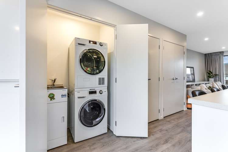 209/182 London Street Hamilton Central_14