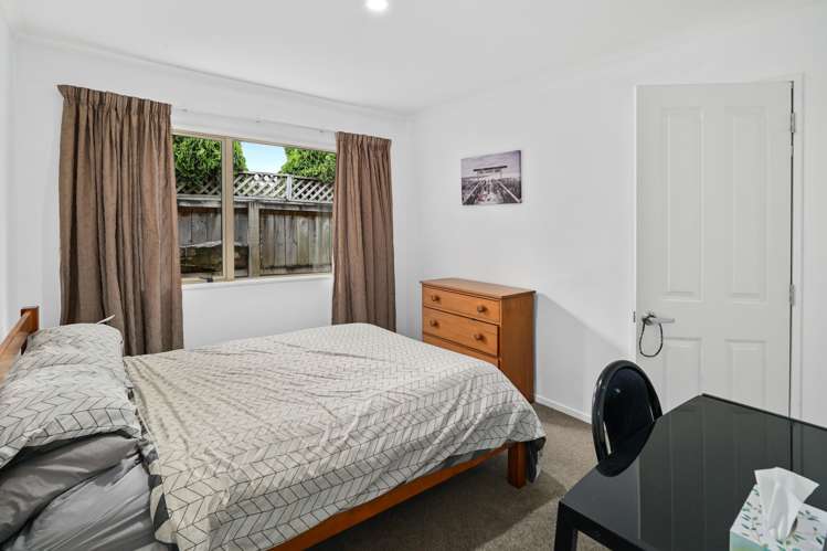 105 Saxton Road Stoke_13