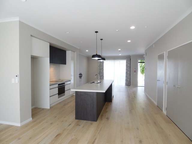 213 Hobsonville Point Road 1626_2