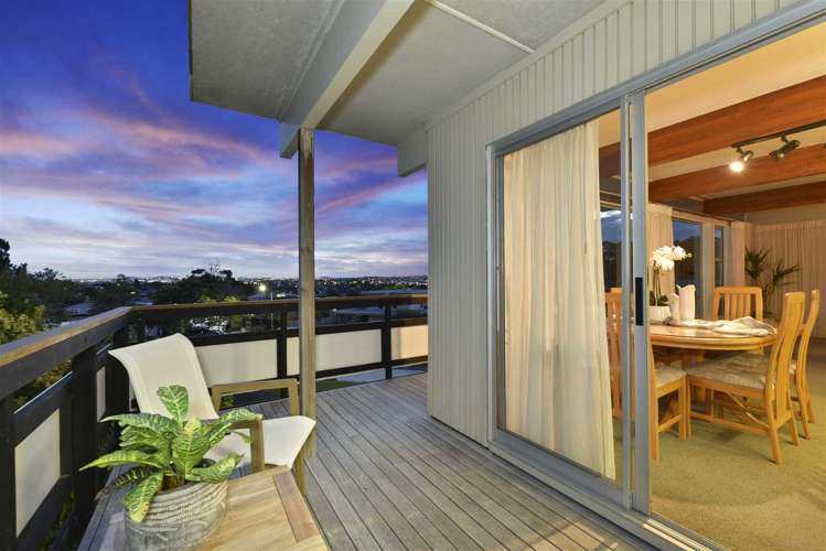 5 Christensen Place Forrest Hill_21