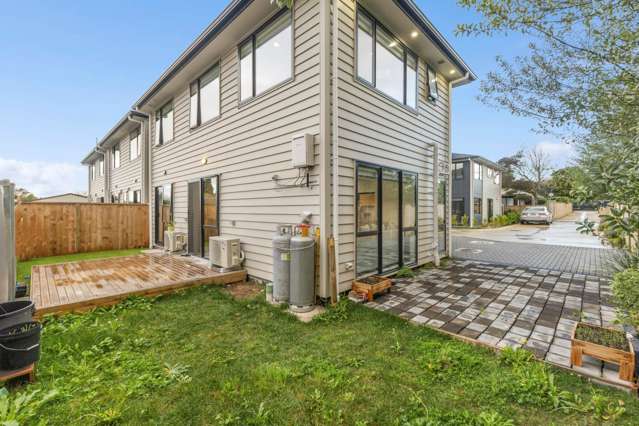 43f Beach Road Pahurehure_2