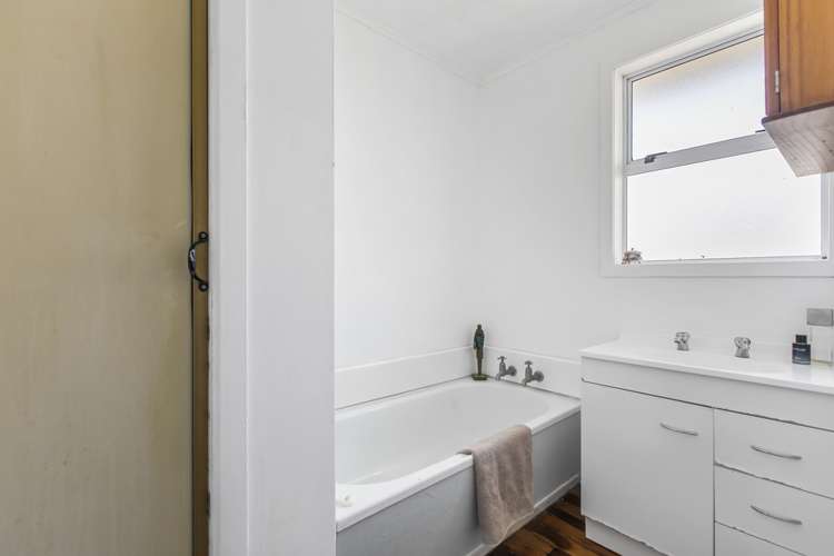 70 Mcannalley Street Manurewa_12