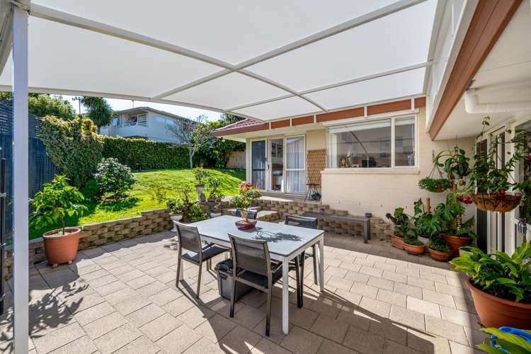 11 Gillett Place Botany Downs_18