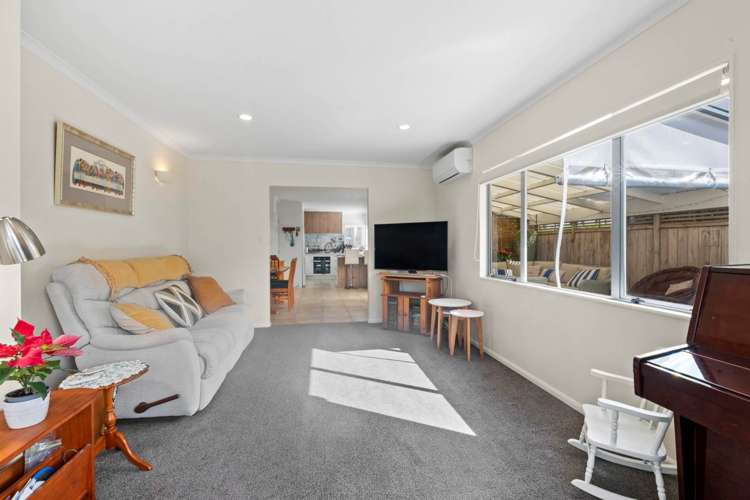 8a Hauraki Crescent Pinehill_9