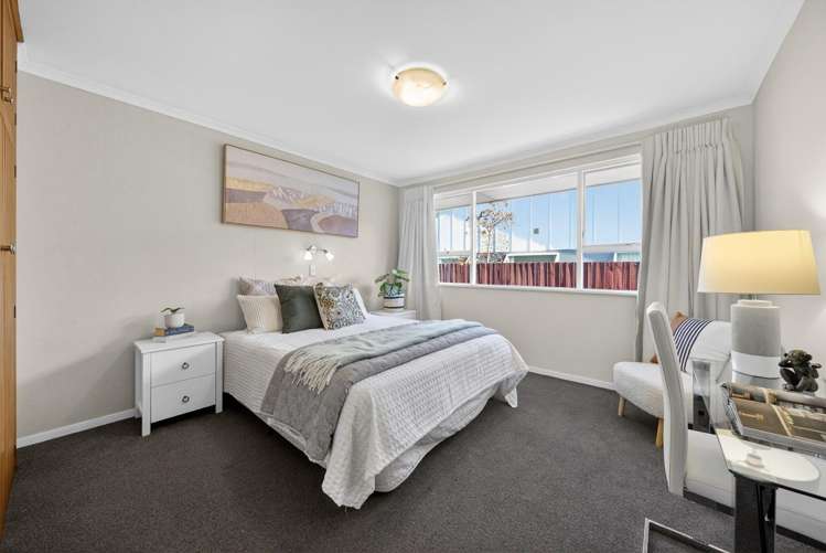 Flat 2/33 Eastling Street_3