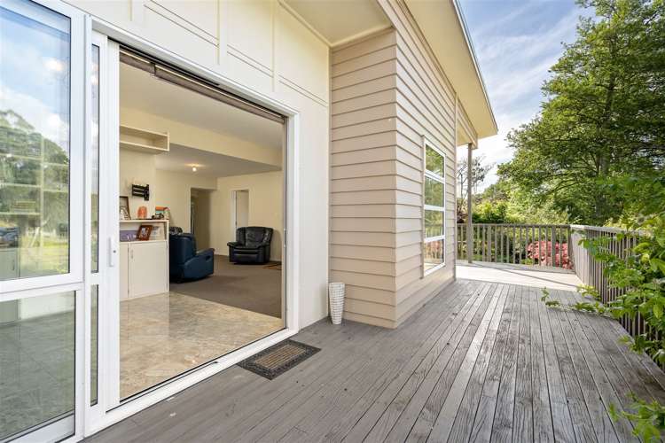 1021 Old North Road Waimauku_23