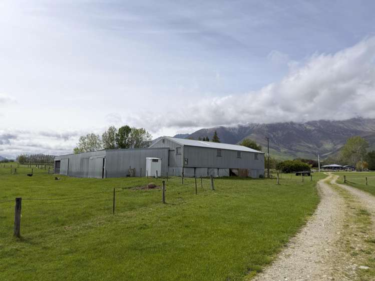 1148 Blackmount Redcliff Road Te Anau_17