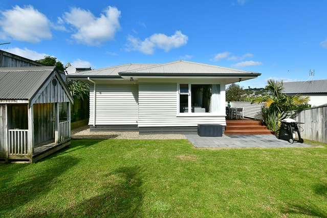 2 Carento Way Stanmore Bay_2