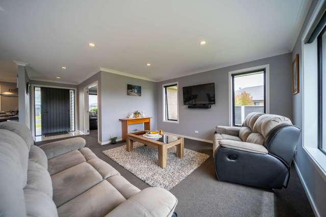 27 Orbell Crescent Te Anau_4