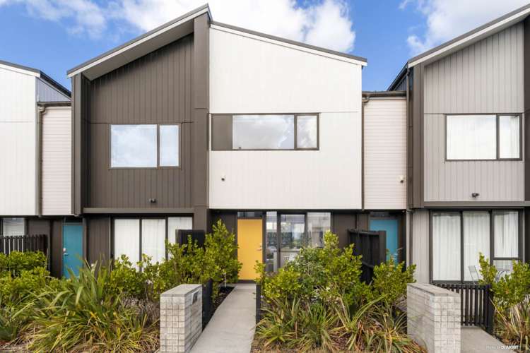 8 Walter Merton Road Hobsonville_2