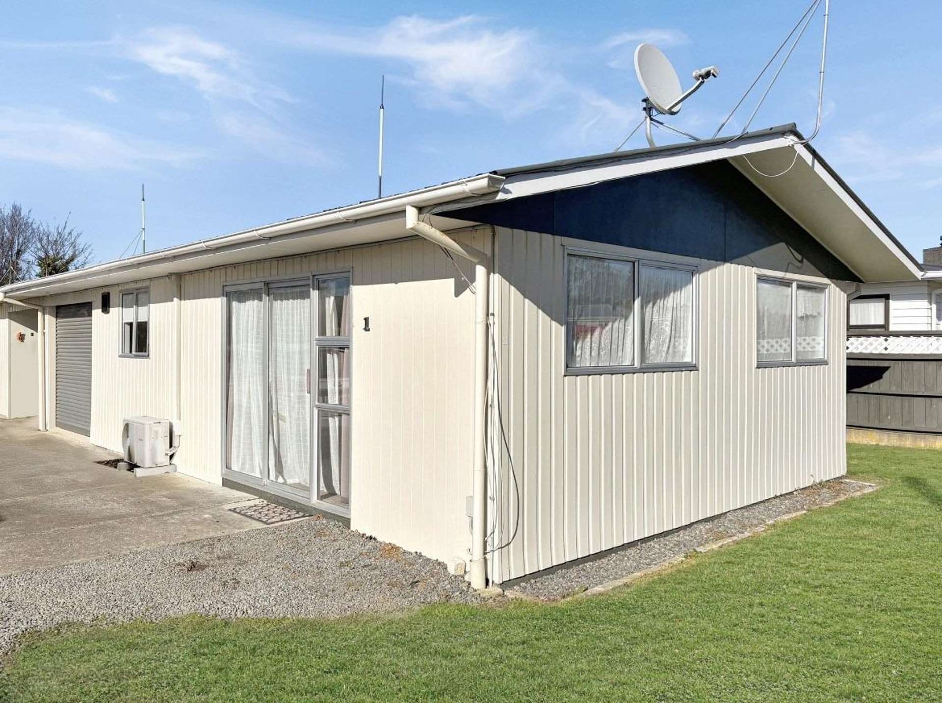 1/3 Beedie Street 1192_0