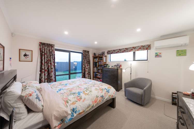 199 Pacific Drive Fitzherbert_10