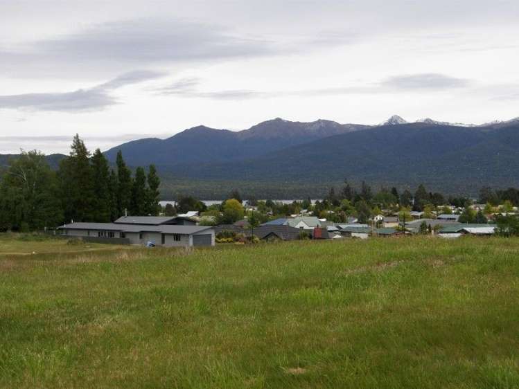 10 Tawera Place Te Anau_2