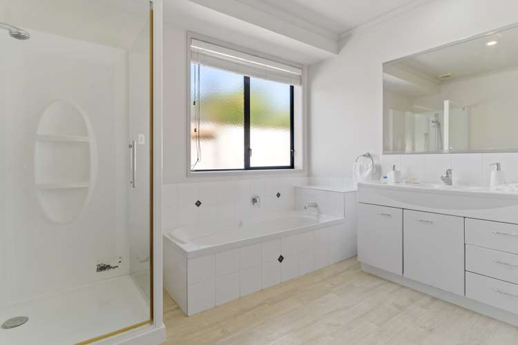 24 Roxbury Place Papamoa_13