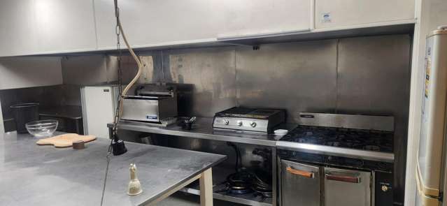 Ground/39 Courtenay Place Wellington Central_4