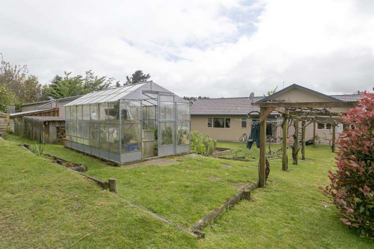 64 Oak Drive Wairakei and Surrounds_24