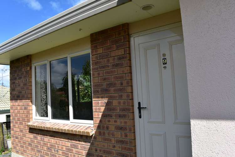 9/43 Fruitvale Road New Lynn_1