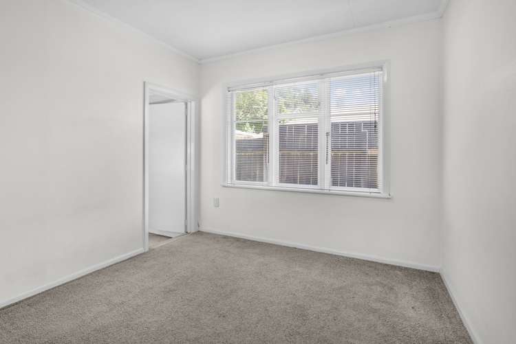 76 Hine Road Wainuiomata_9