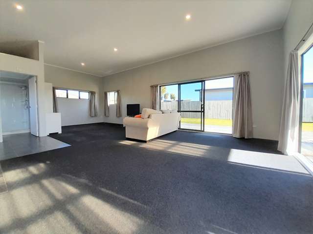 126 Rangiora Crescent Matarangi_2