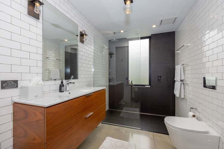 55 Dungarvon Street Wanaka_21