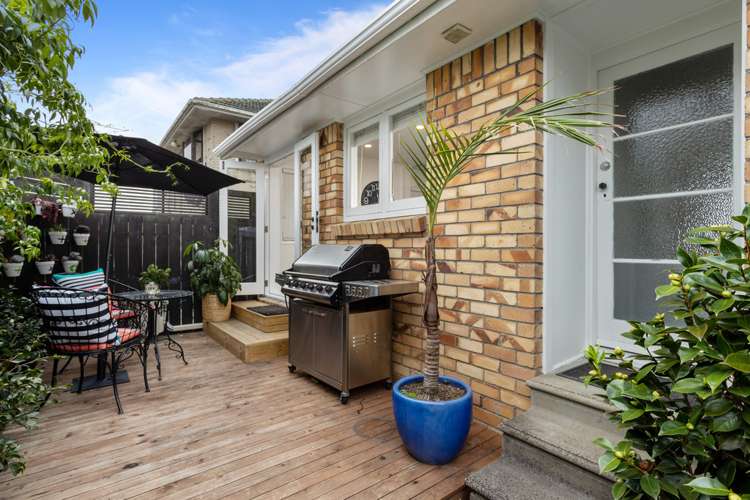 22 Kervil Avenue Te Atatu Peninsula_13