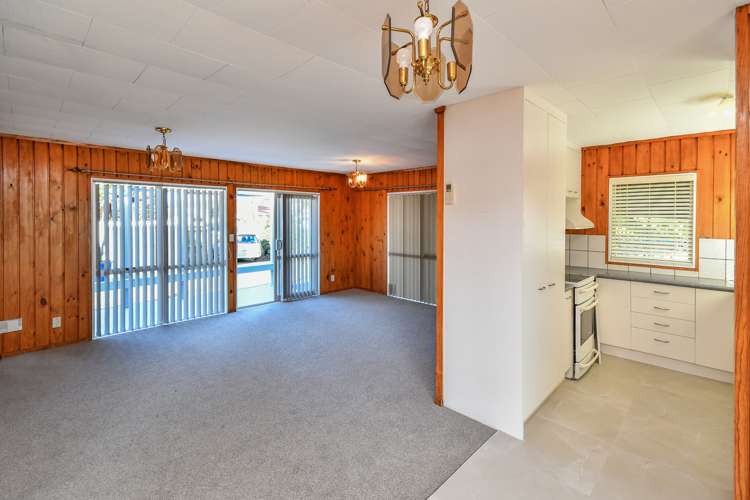 2/7 Rice Crescent Papakura_5