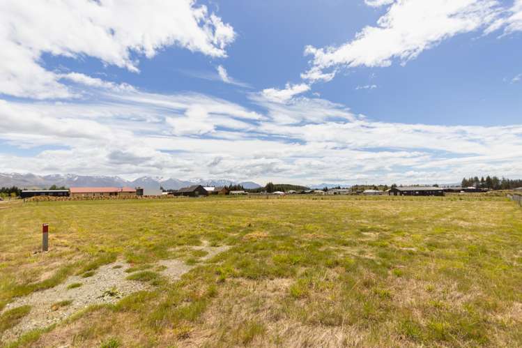 8 Avlis Place Twizel_2