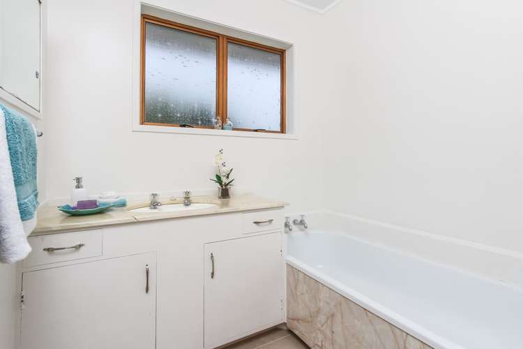 1/127 Golf Road Titirangi_8