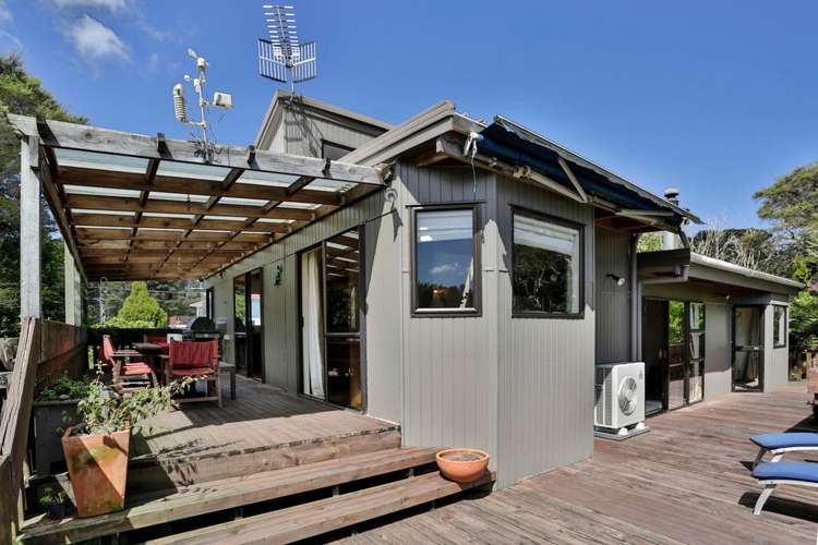 50 Woodfern Crescent Titirangi_7