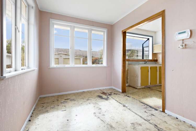 3 Taipari Road Te Atatu Peninsula_10