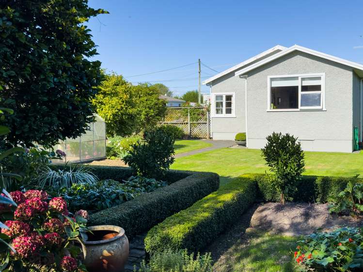 32 Wyndham Street Carterton_17
