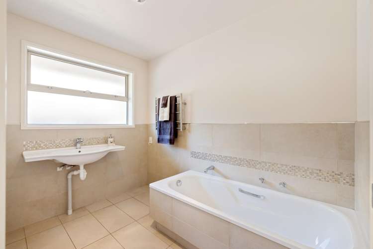 2 Haydon Place Amberley_12