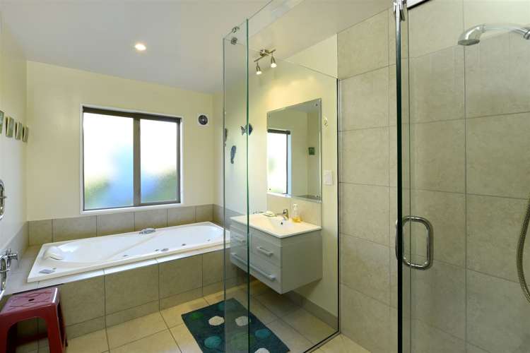 1 Monro Way The Wood_15