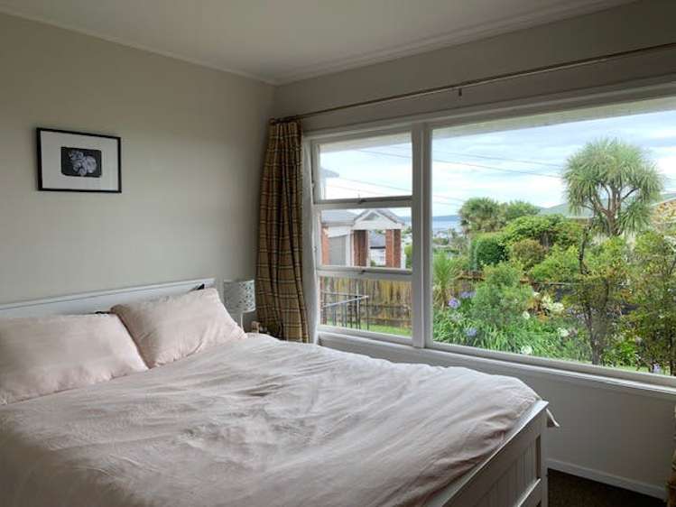 2/4 Dewsbury Terrace Castor Bay_15