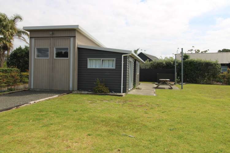 109 Benjamin Place Matarangi_14