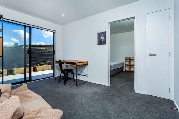 1B Lemon Grove Lane Greenhithe_16