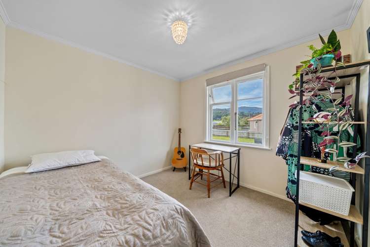 53 Hyde Street Wainuiomata_9