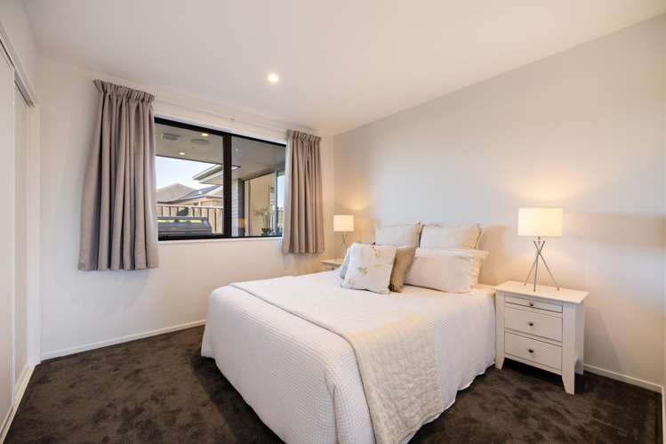 8 Plover Avenue Amberley_15