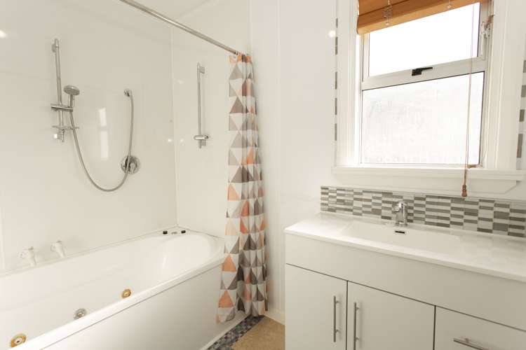 17 Alford Forest Road Allenton_16