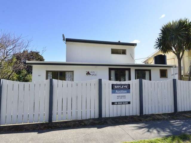 98 Newcastle Street Mahia_2