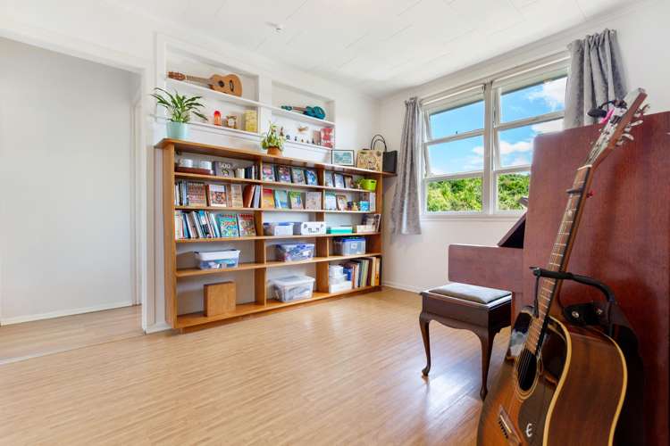 24 Alison Road Surfdale_18