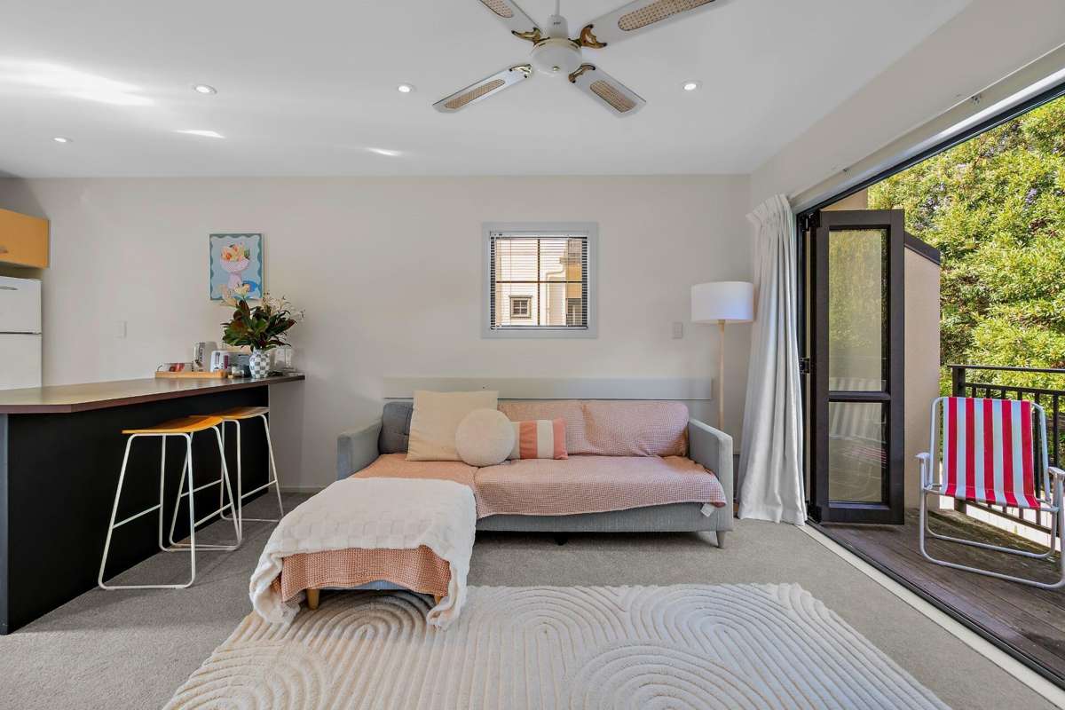 17/346 Oceanbeach Road_2