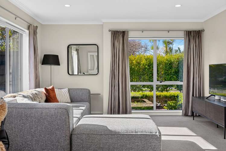23 Hinau Road_5