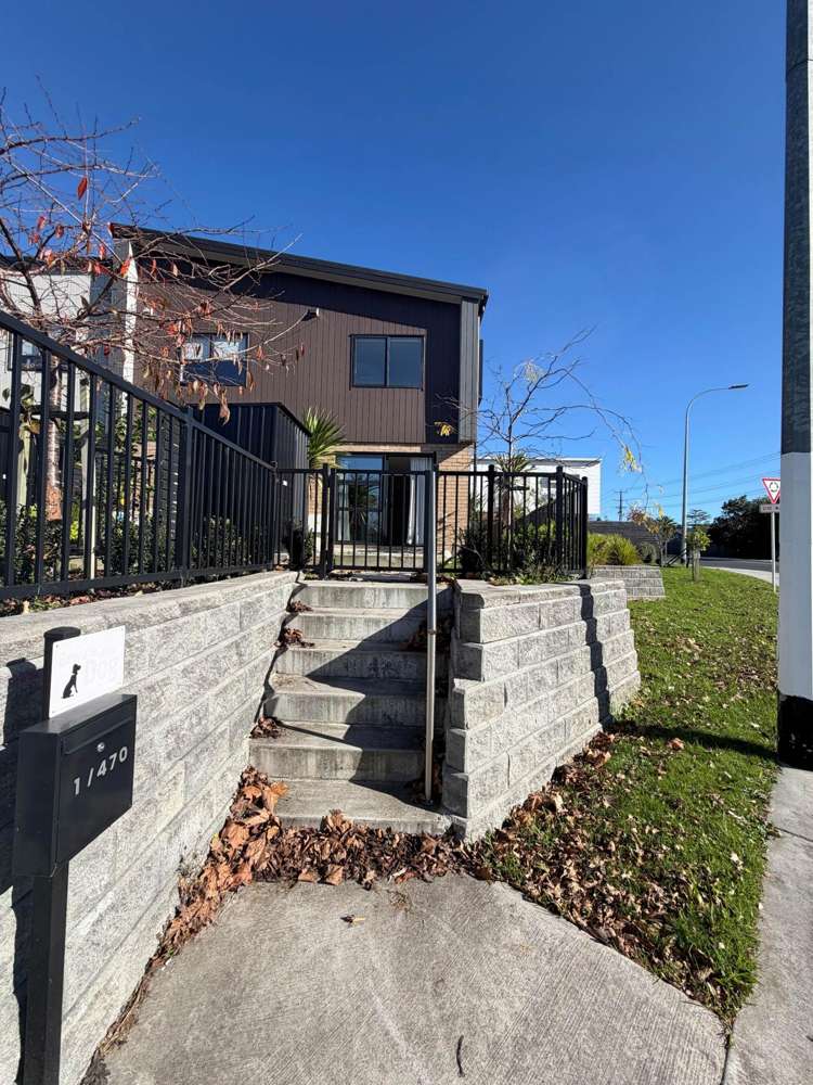 1/470 West Coast Road Glen Eden_0