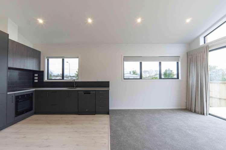 3/4 Bremworth Avenue Dinsdale_3