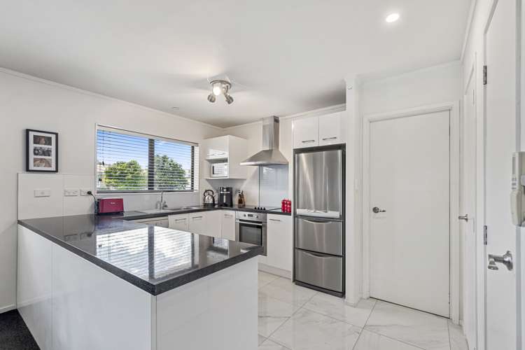 2/32 Willis Road Papakura_5