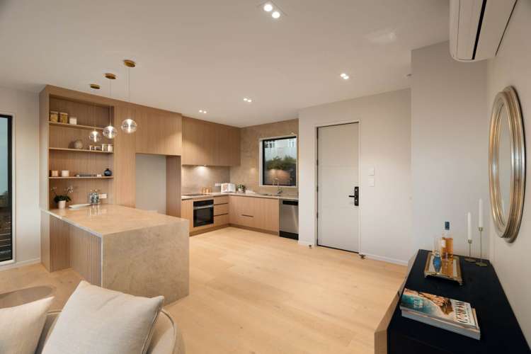 2/30 Grange Road Mt Eden_6